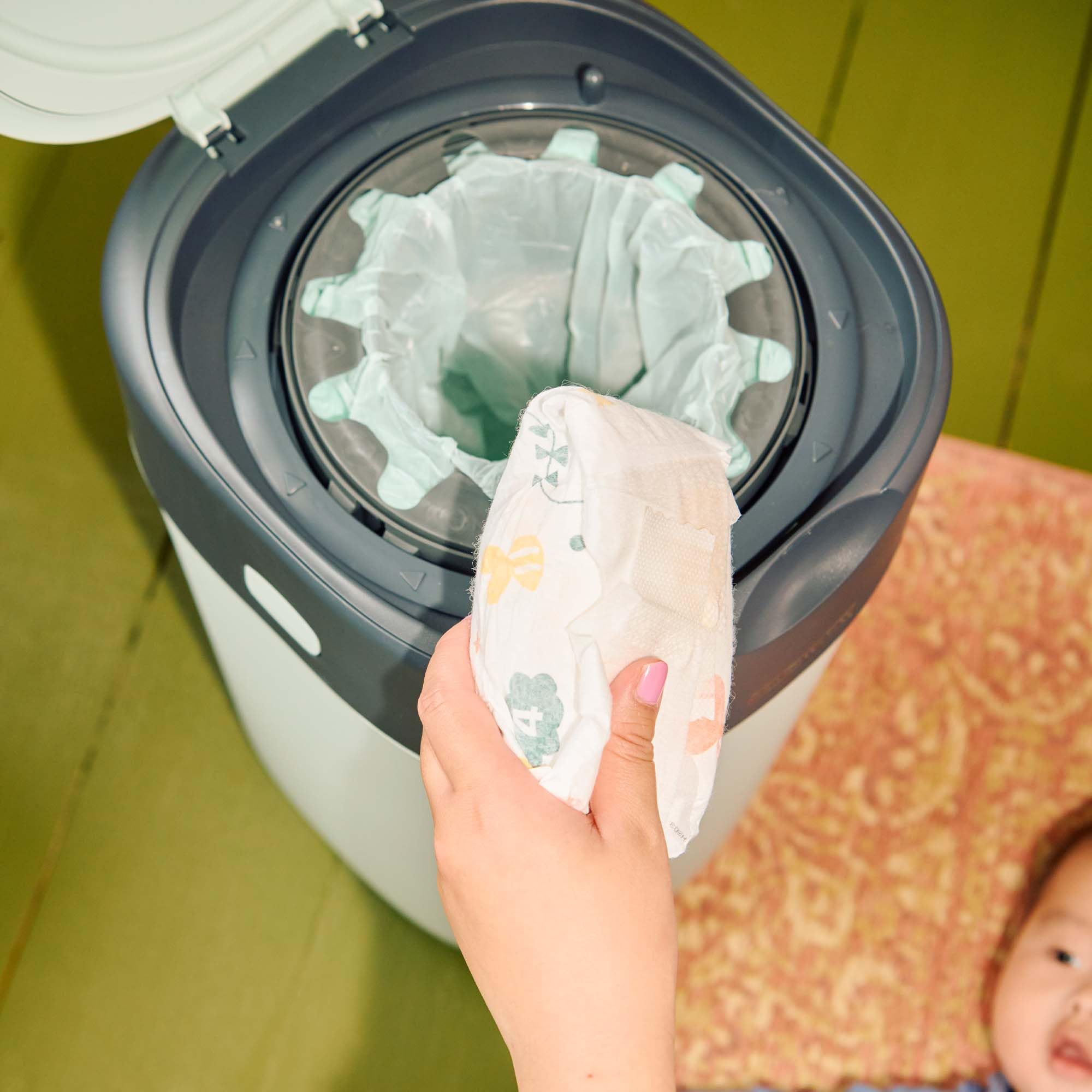 tommee-tippee-twist-and-click-contenedor-avanzado-para-pa-ales-con-6-recambios-g image 2