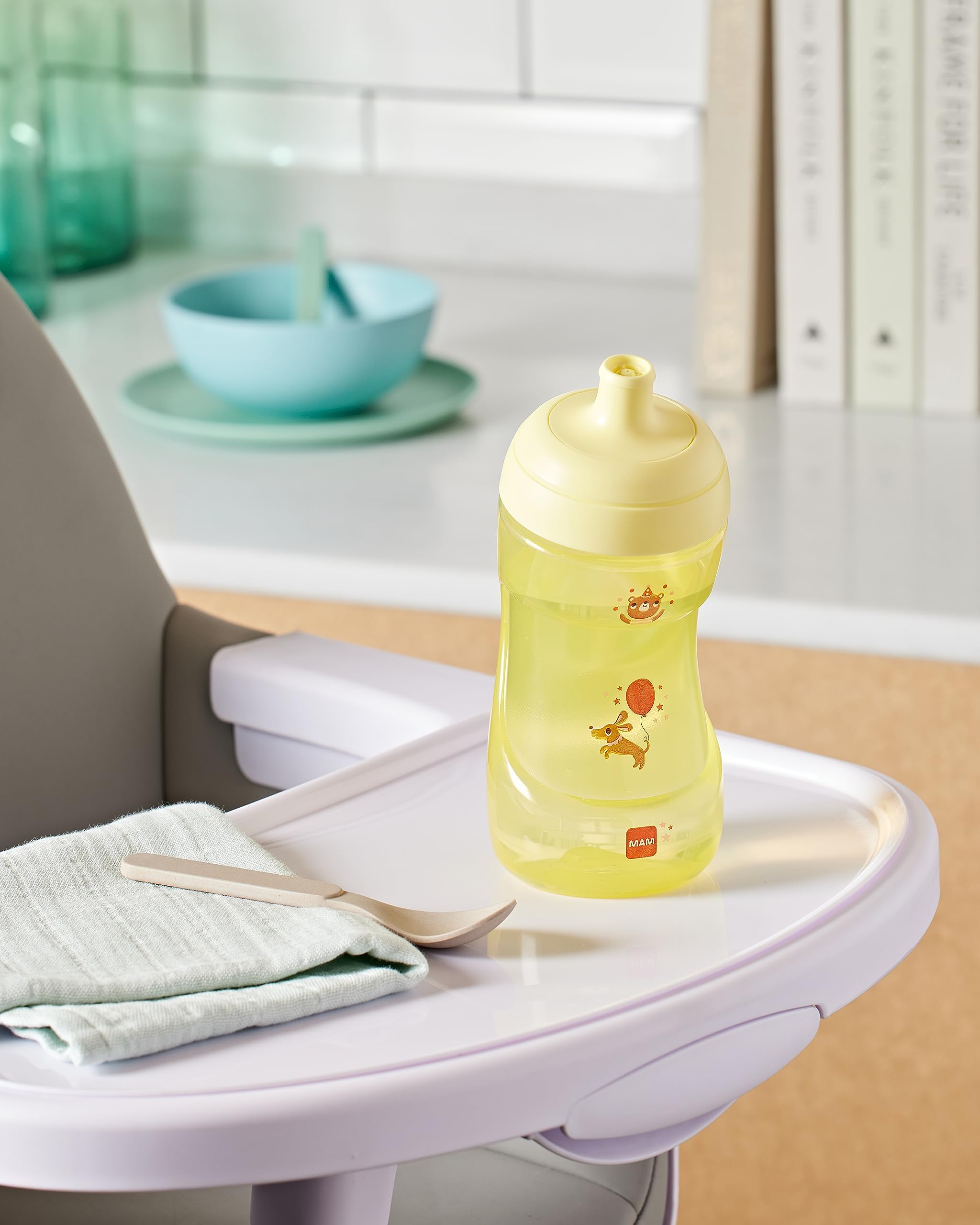 mam-vaso-de-aprendizaje-330-ml-12-meses-boquilla-dura-deportiva-v-lvula-antiderr image 2