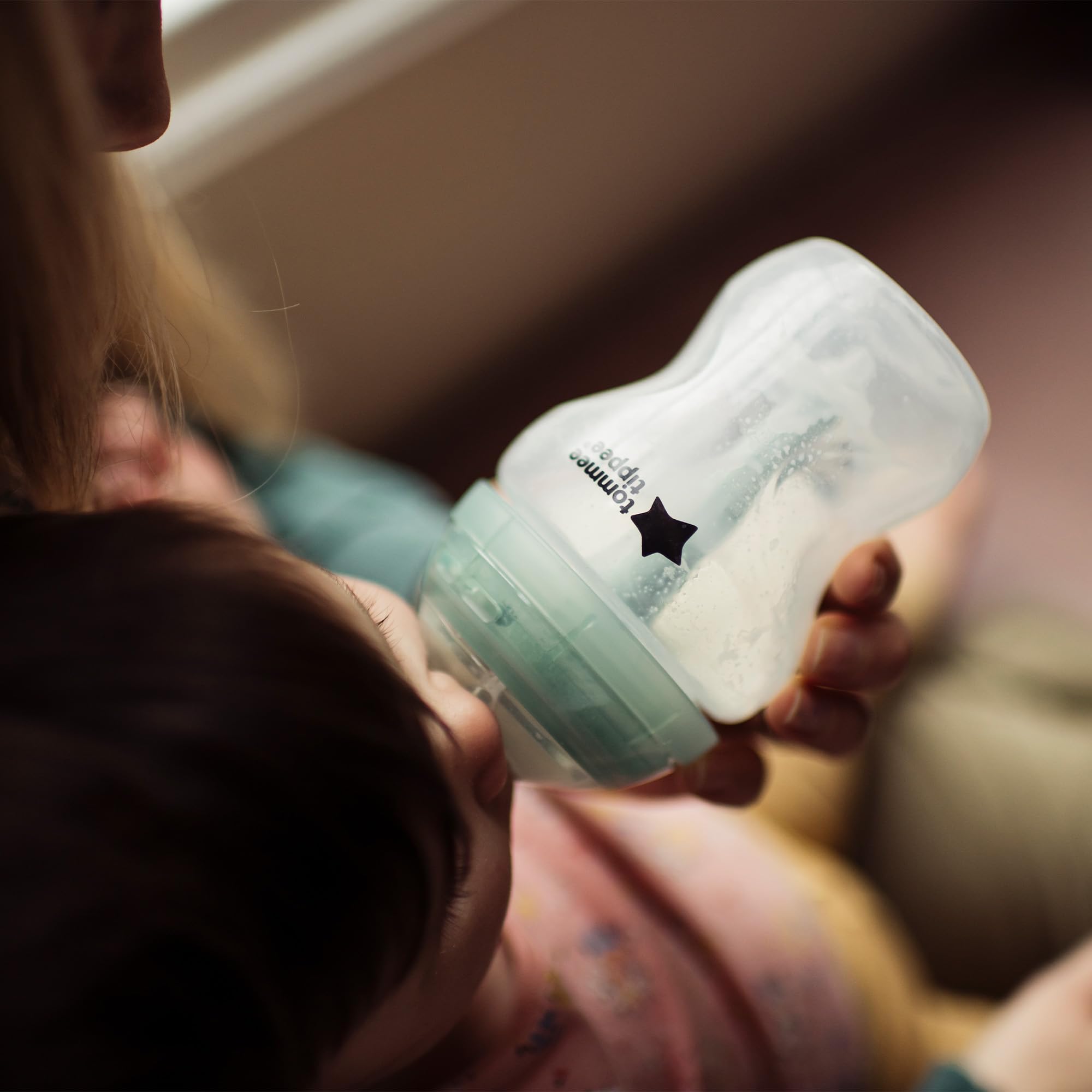 tommee-tippee-kit-de-arranque-antic-lico-avanzado-para-reci-n-nacidos-4-biberone image 3