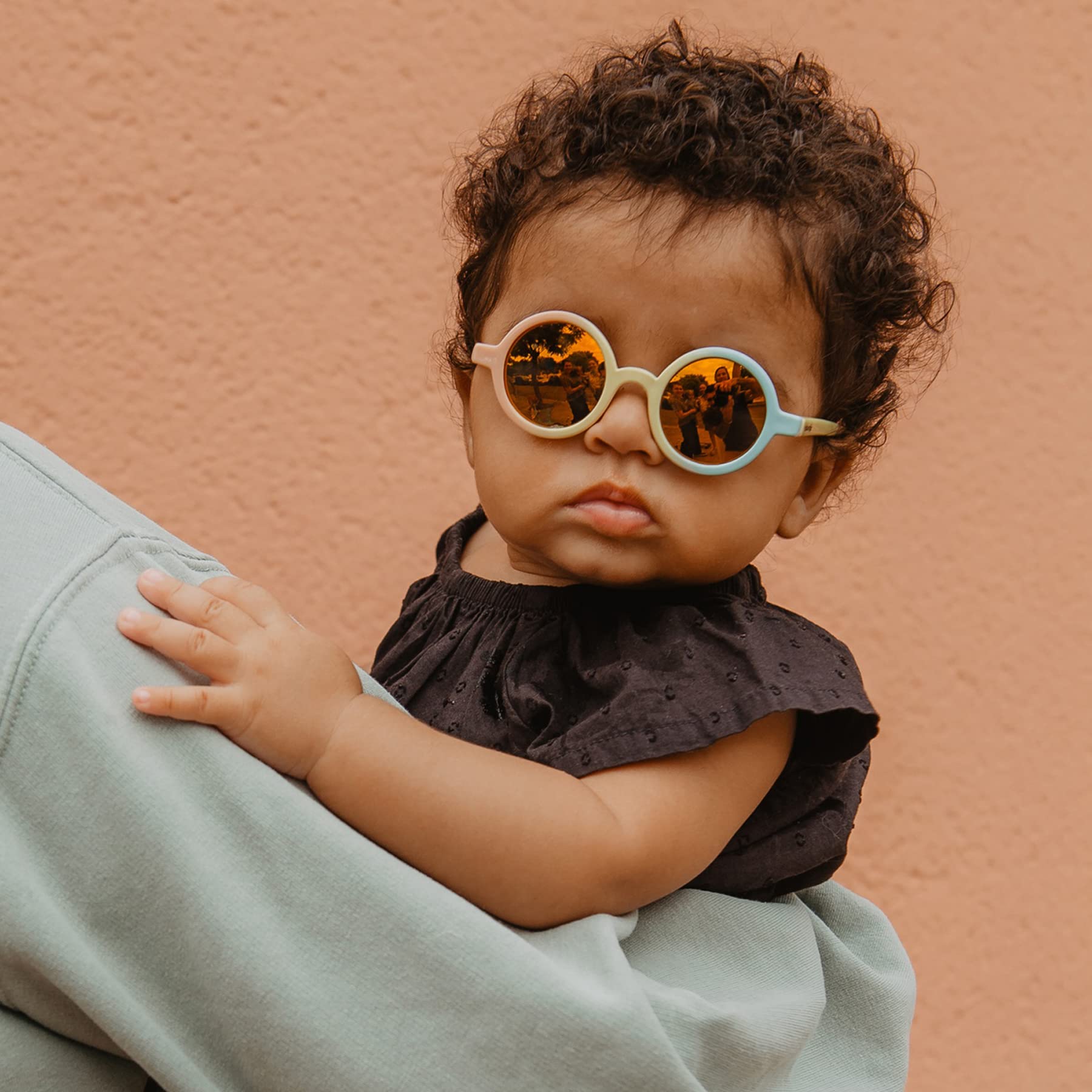 suavinex-gafas-de-sol-beb-0-12-meses-tye-dye-polarizadas-uv400-redondas-con-fund image 4