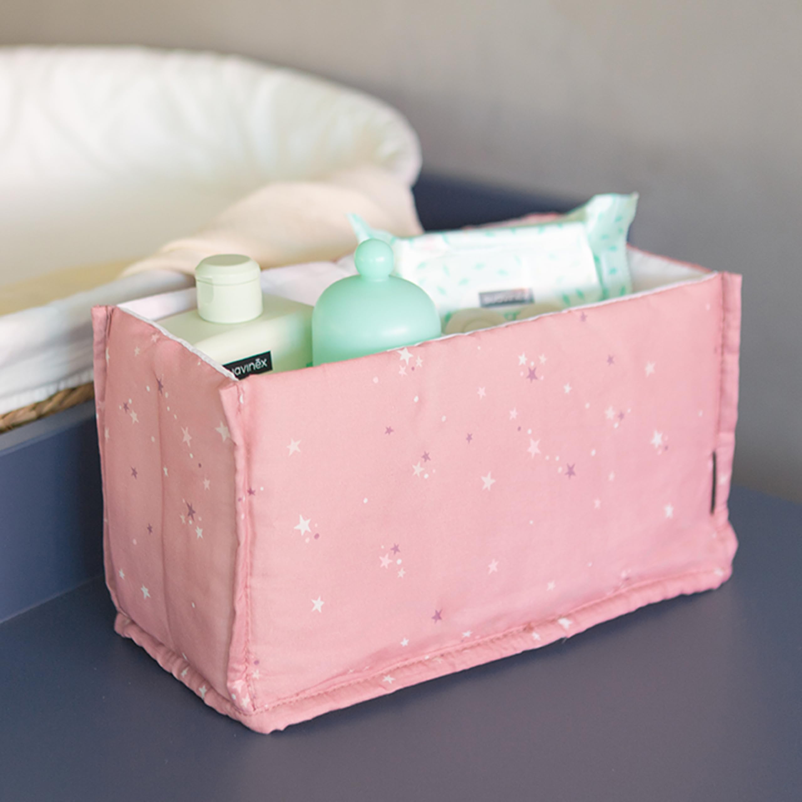 suavinex-canastilla-regalo-beb-reci-n-nacido-rosa-con-organizador-leche-hidratan image 4