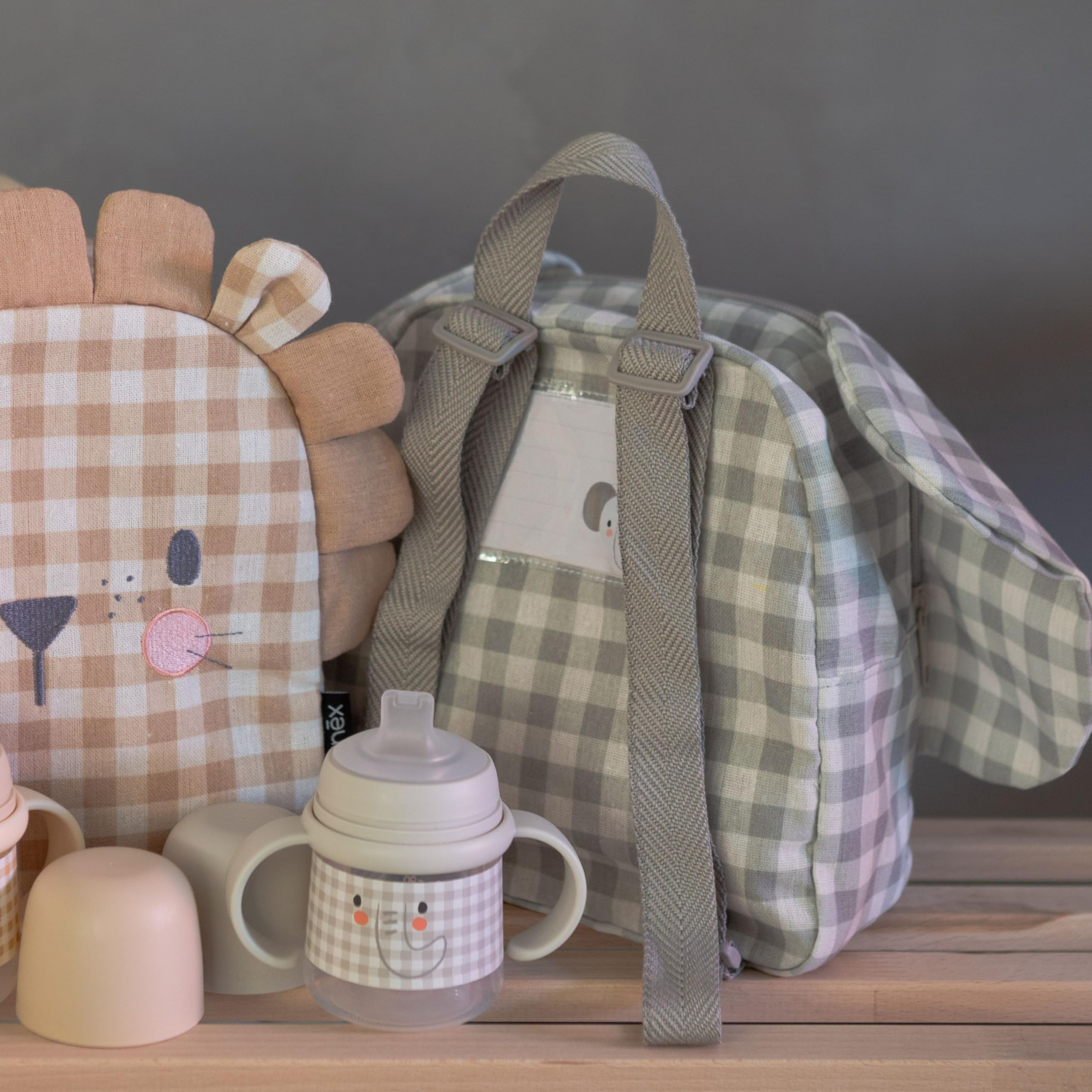 suavinex-canastilla-elefante-gris-mochila-guarder-a-regalo-de-beb-con-colonia-me image 3