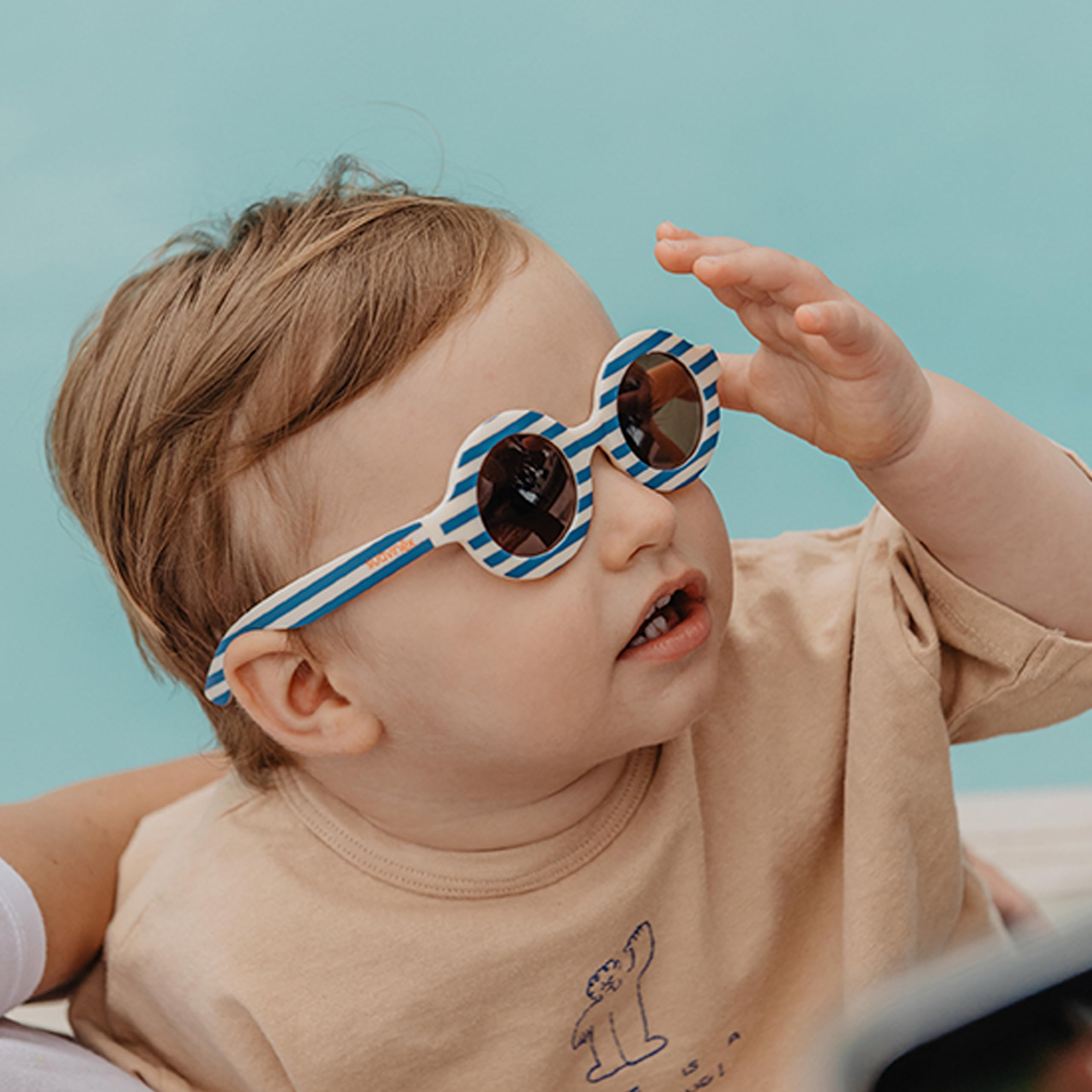suavinex-gafas-de-sol-infantiles-studio-2026-redondas-polarizadas-uv400-para-ni--2 image 2